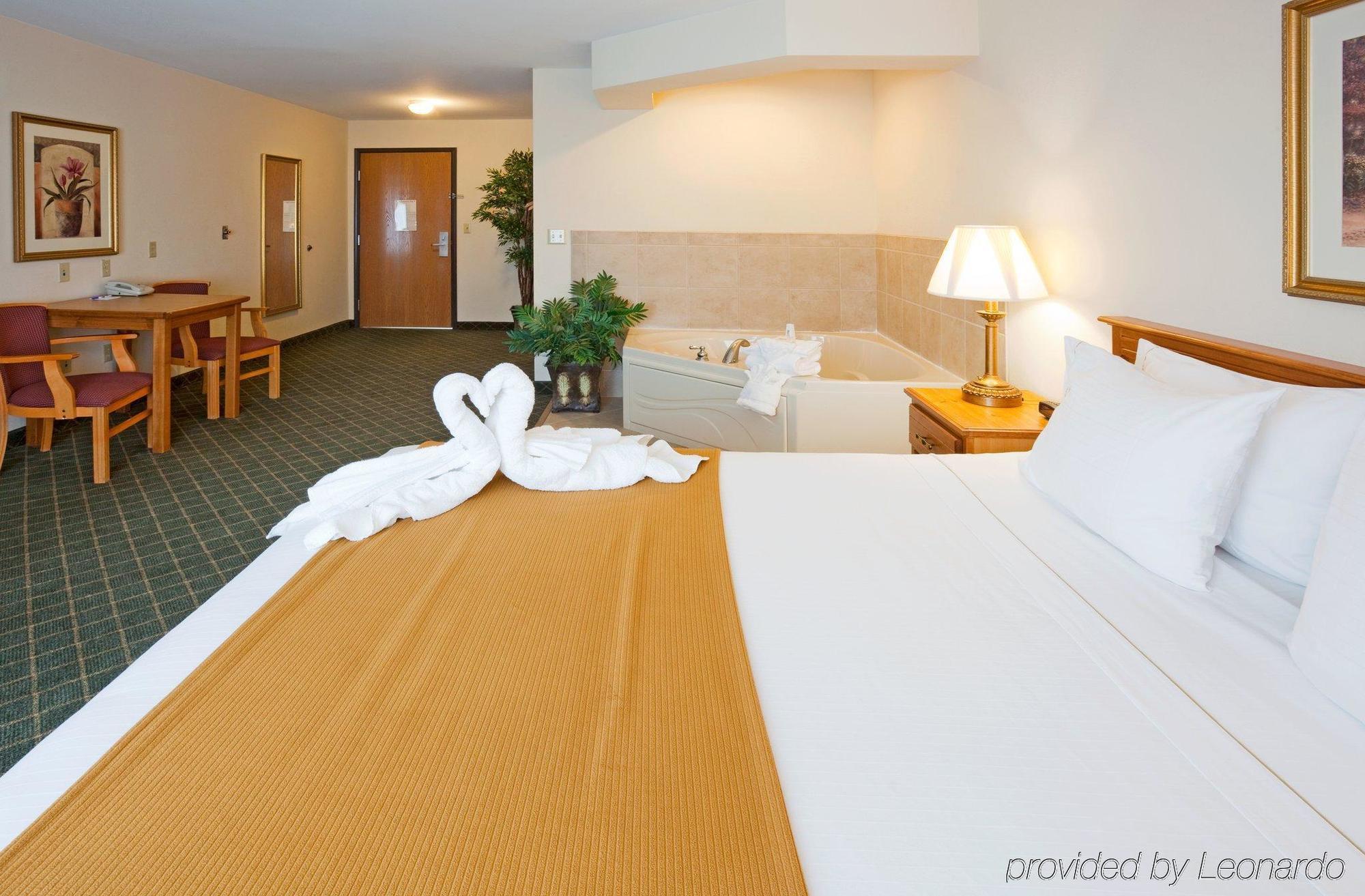 Holiday Inn Express Hotel & Suites Chanhassen By Ihg Kültér fotó